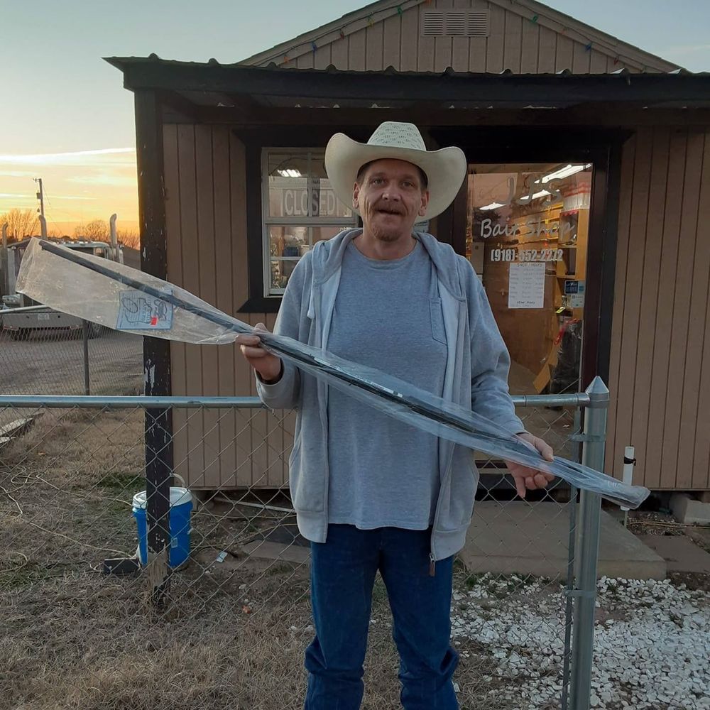 Meet your Posher, Lee